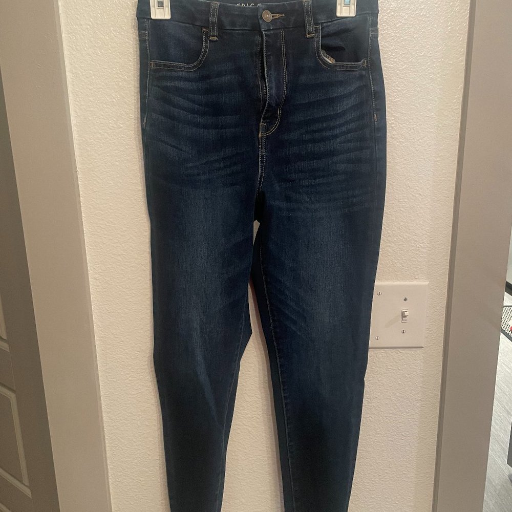 American Eagle size 6 skinny jeans